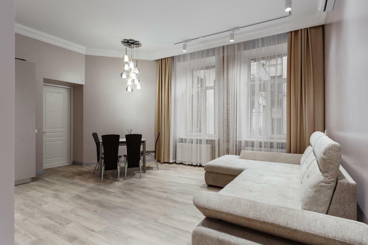 Central Barkar Apartments Odessa Exterior foto