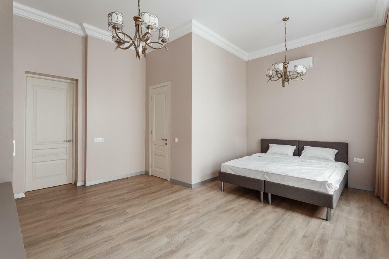 Central Barkar Apartments Odessa Exterior foto