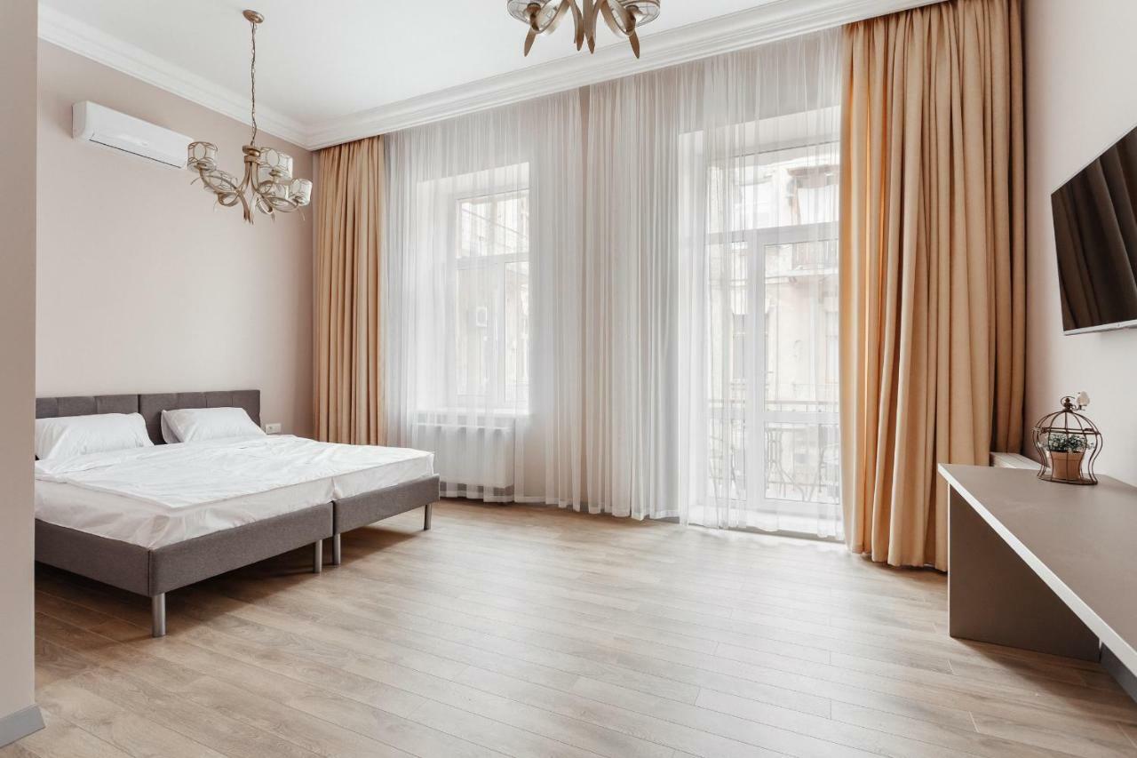 Central Barkar Apartments Odessa Exterior foto